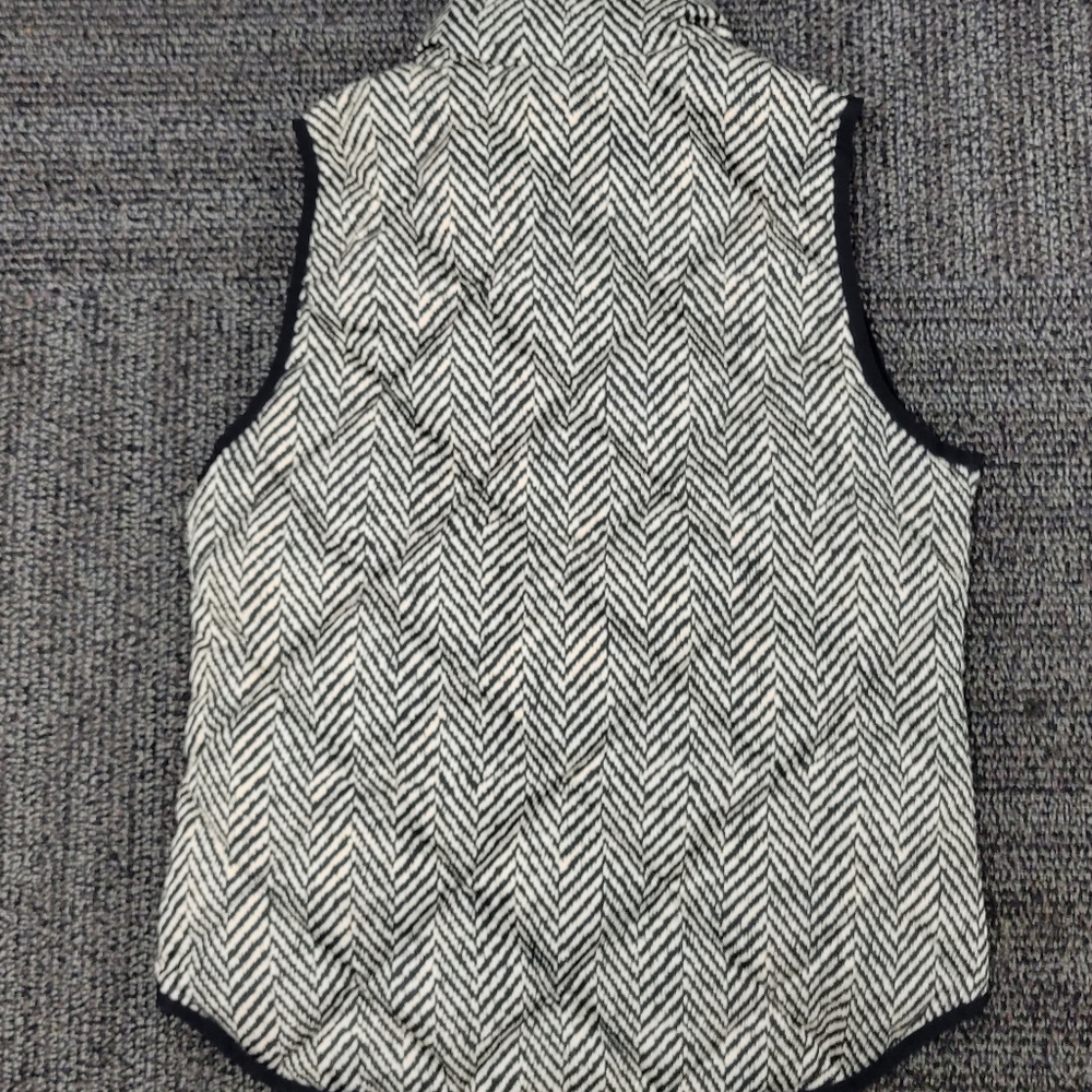 J. Crew Excursion Vest - image 6